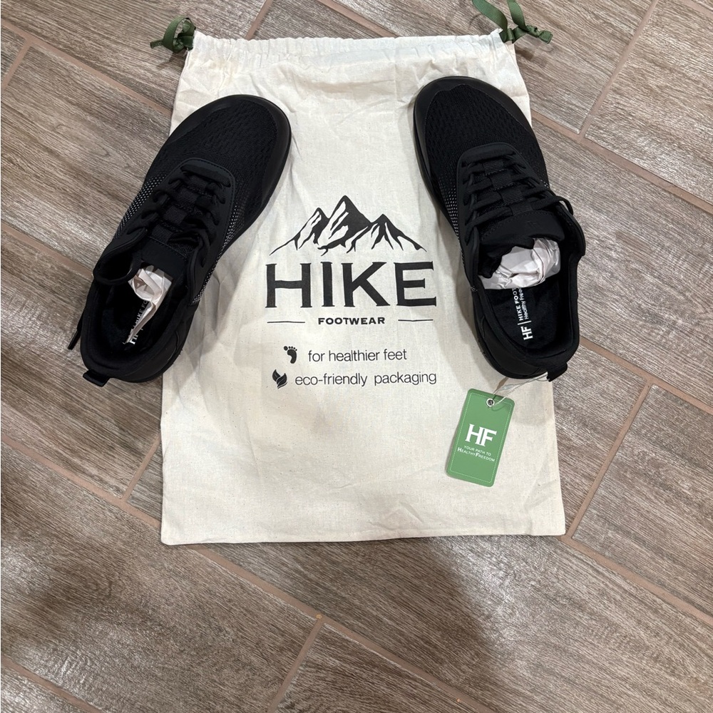 HIKE Footwear Men's Black Athletic Shoes